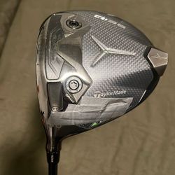 Taylormade QI 35