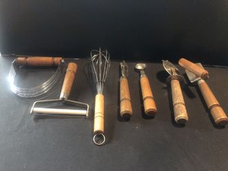 Lot Vintage Brown Wood Handle Utensils 