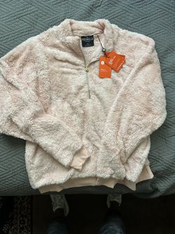 Youngla Men’s Pink Sweater