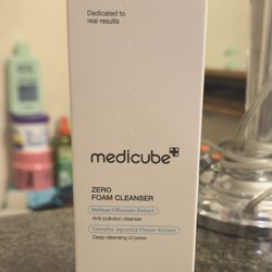 Medicube Zero Foam Cleanser (120g) - Deep Pore Cleanse
