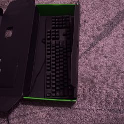 Razer Huntsman Keyboard(used) purple switches