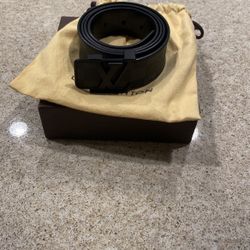 Louis Vuitton Mens Belt