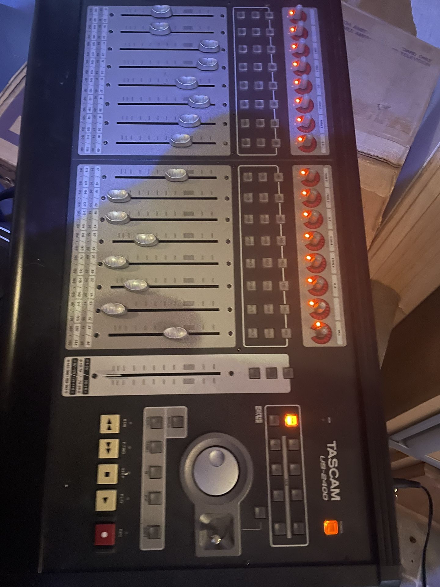 Tascam US-2400 USB Mixing Console