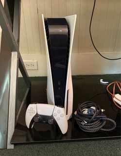PS5 + 32” Insignia Fire TV Bundle