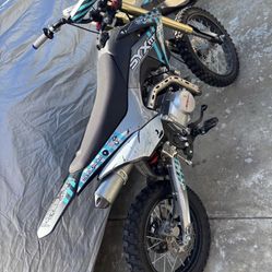 Dirt Bike 