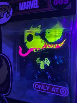 Blacklight Eddie Brock Venom Funko Pop *MINT* Target Exclusive Marvel 869 with protector Spiderman Carnage