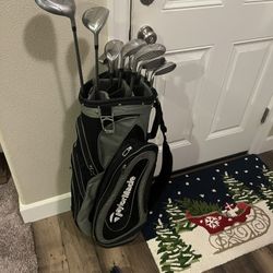 Matching Full Set of Ladies Taylormade Golf Clubs with Taylormade Bag