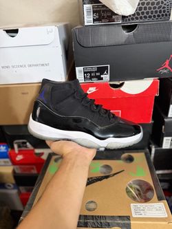 2016 Jordan Space Jam 11s size 9.5 VNDS