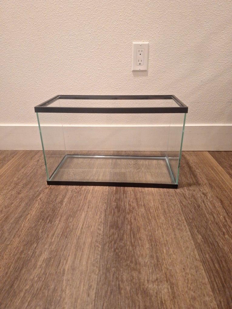 10 Galons Fish Tank