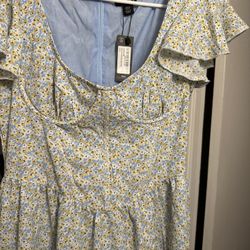 PRETTYLITTLETHING  Blue Floral Dress