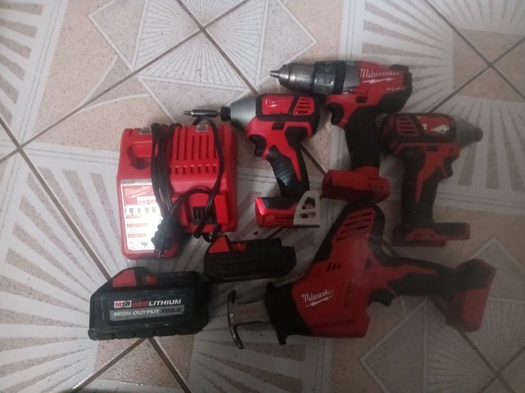 Milwaukee Combo π―βπ²M18 Tools