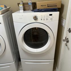 Washer and Dryer ( Frigidaire Affinity )