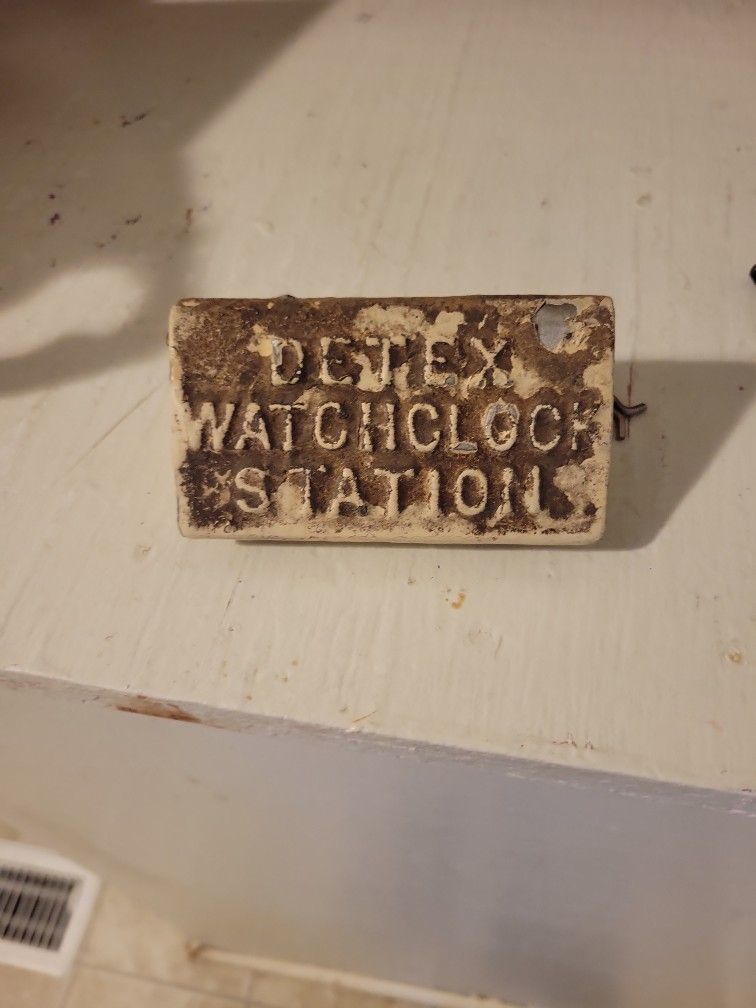 Vintage DETEX WATCHCLOCK STATION