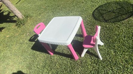Kids table set