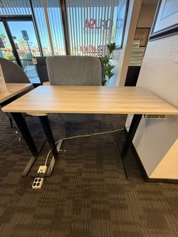 48" Modern height adjustable desk