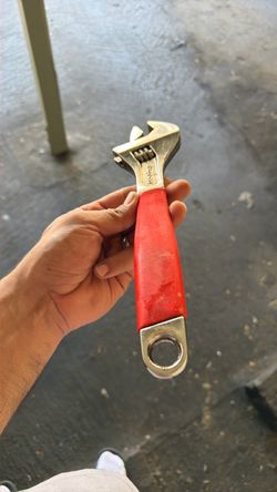 Snap on Flank dr Plus Adjustable wrench