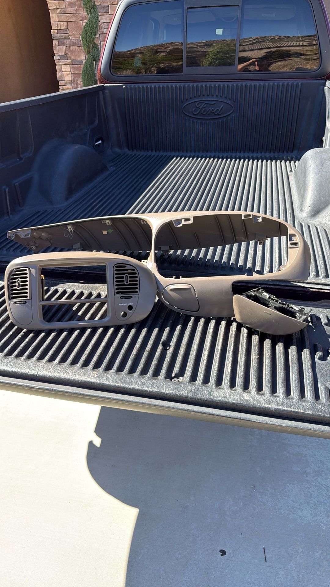 Ford F150 2000 Tan Dash Trim