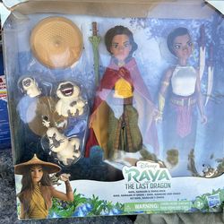 Disney dolls