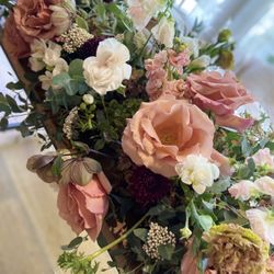 Sweethearts Table Florals And Hurricane Vases