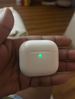 AirPod 4