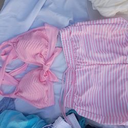 2 Piece Swimsuit Sets.(NEW)