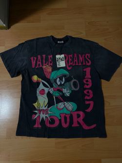 Black Marvin the Martian Vale Dream T-shirt