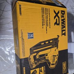 Finish 16g Bateria Y Cargador Nuevo