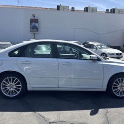 2009 Volvo For Sale $4000