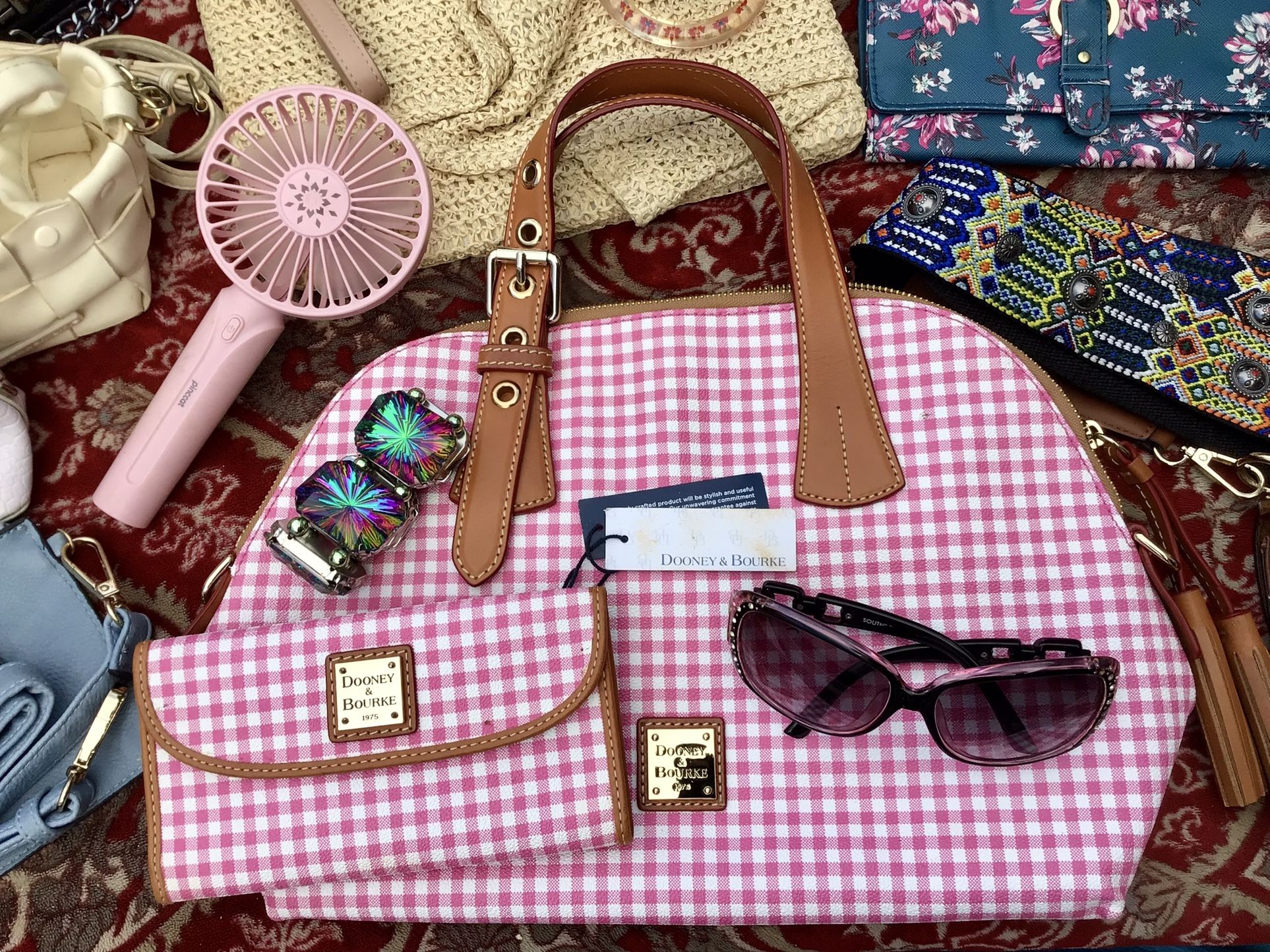 New pink white tan LIPSTICK RED plaid gold Dooney and Bourke matching purse and wallet