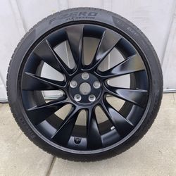 One Spare 20” Tesla Model Y OEM Induction Wheel Rim has Bluetooth TPMS! Good to use as a Replacement or Emergency Spare!  ***SELLING JUST 1 WHEEL AND 
