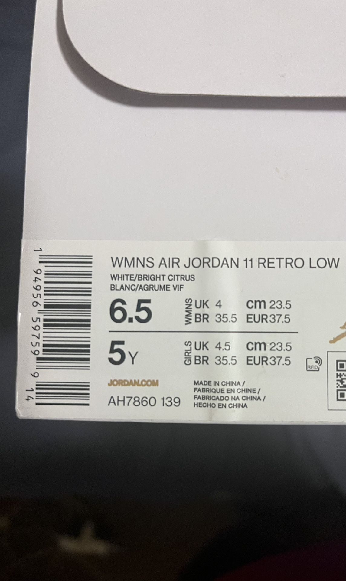 Jordan Retro Lows 11