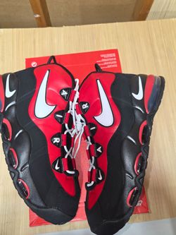 Brand new never worn Size 11 mens Nike Air Max Uptempo 95'  sneakers.. A
