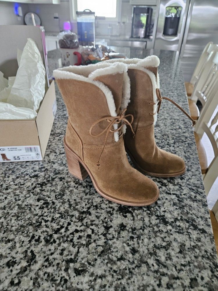 UGGS
