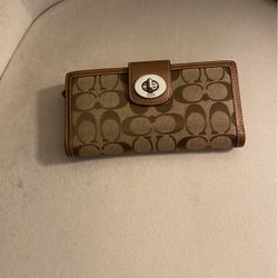 Coach wallet