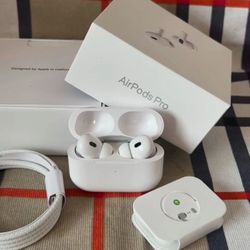 AirPods 2nd Gen.