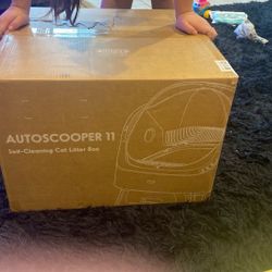 electric litter box brand new, never been open