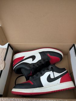 Kids Jordan 1s