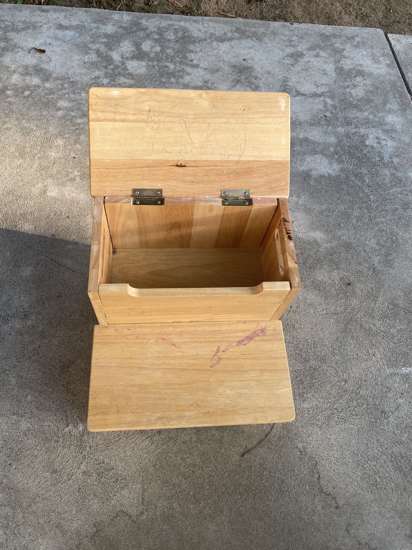 Step Stool With Storage
