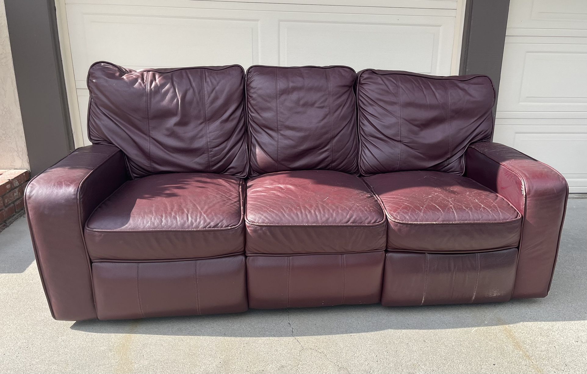Free! Recliner Sofa In Good Condition