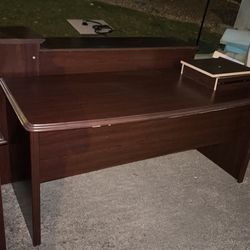 Free Executive office desk amazing condition everything included