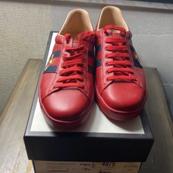 Gucci Ace Bee Stripe Logo Embellished 