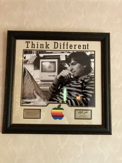 Apple CEO Steve Jobs Portrait with motivational quote and signature