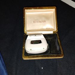 Vintage Remington Shaver