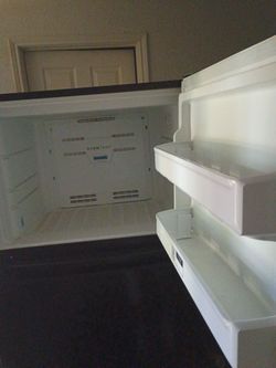 Fridgidaire fridge