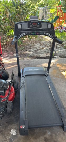 Treadmill pro form (works fine )