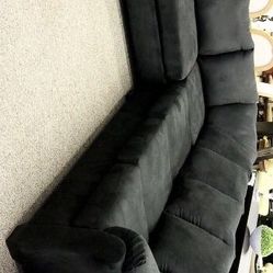 Black Sectional / couch /Living room set