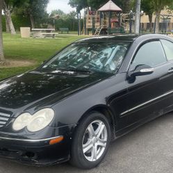 2005 Mercedes-Benz CLK-Class