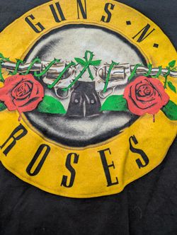 Guns N Roses - T Shirt - XXL - $35