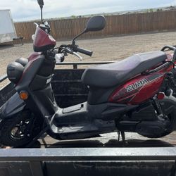 2017 Yamaha 50 Scooter