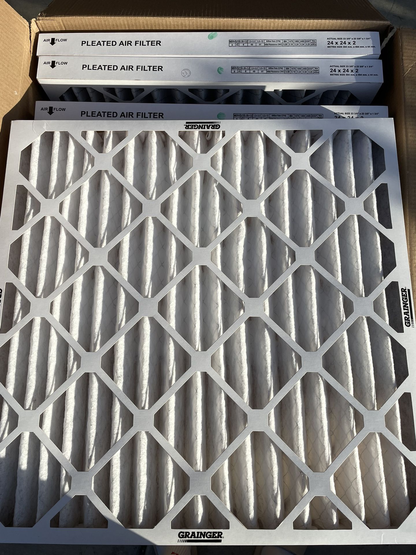 GRAINGER PLEATED AIR FILTER 24 x 24 x 2